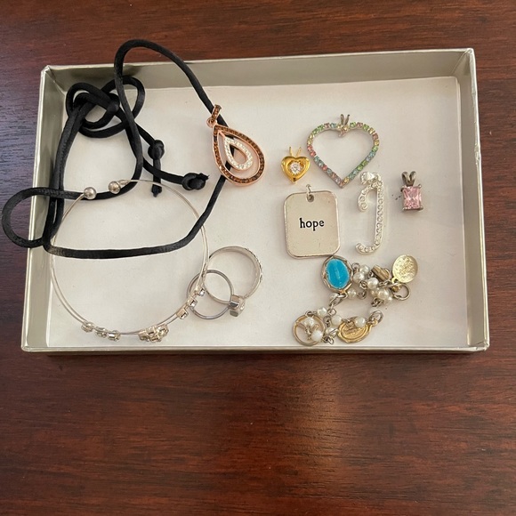 Vintage Jewelry - Bundle of 6 pendant, 2 bracelets, and 2 rings